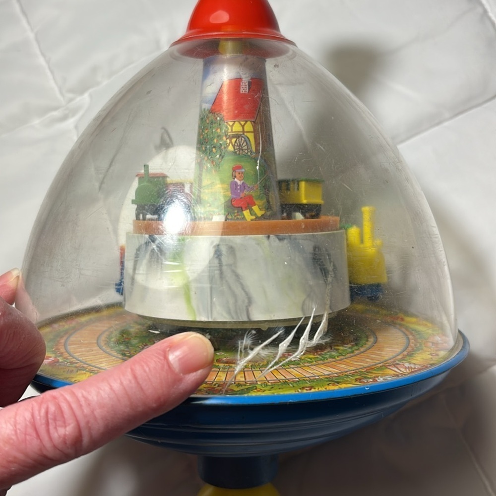 Vintage Large Toy Train Spinning Tin Peg-Top Karl Rohrseitz Zirndorf Germany - Picture 3 of 9
